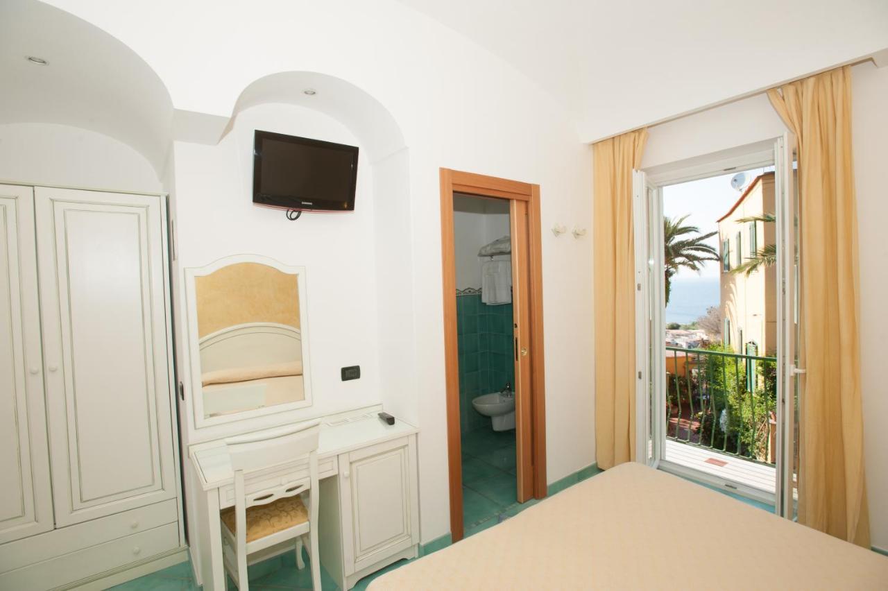Hotel Villa Sirena - Thermae & Spa Ischia Dış mekan fotoğraf