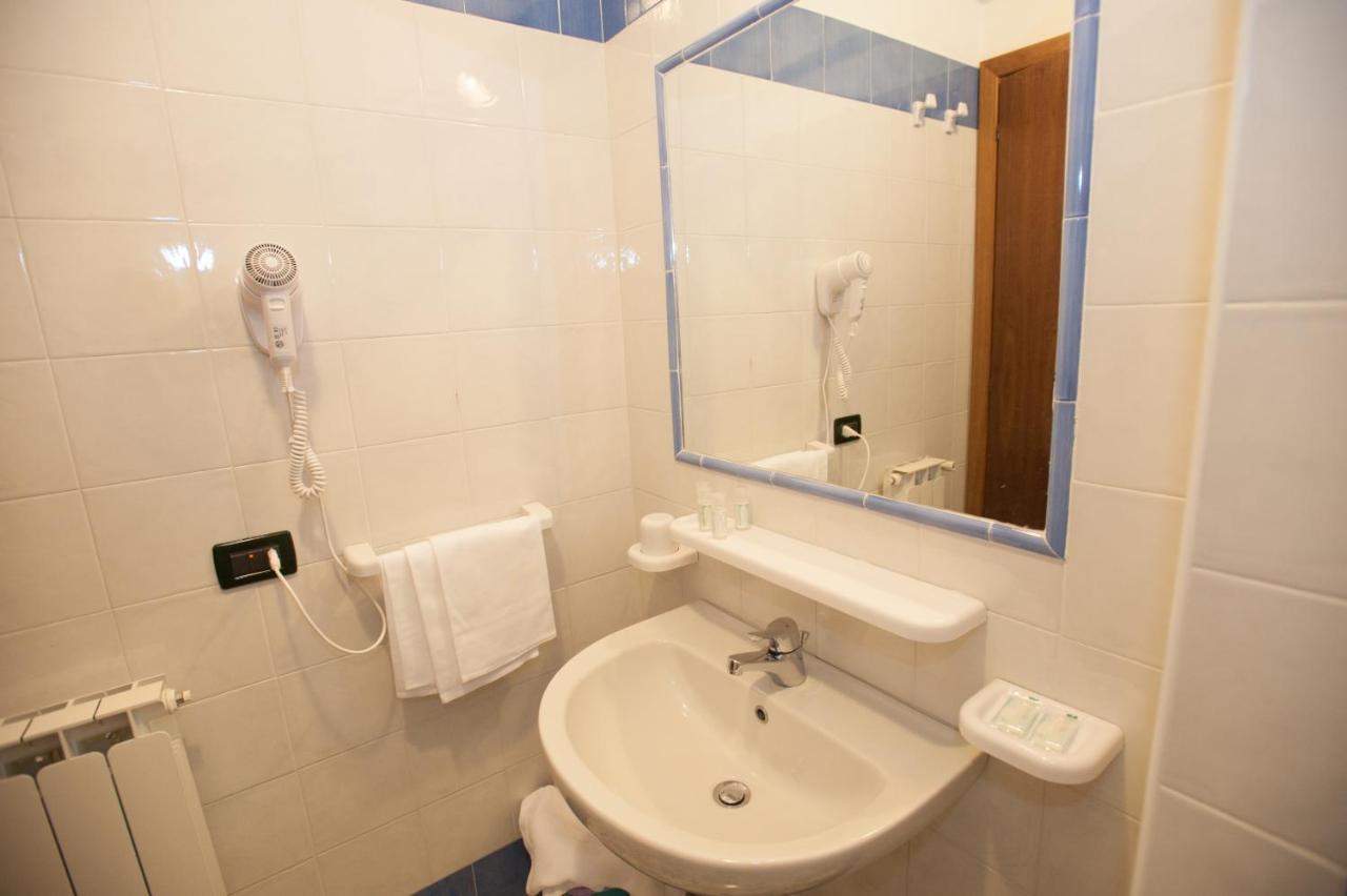 Hotel Villa Sirena - Thermae & Spa Ischia Dış mekan fotoğraf