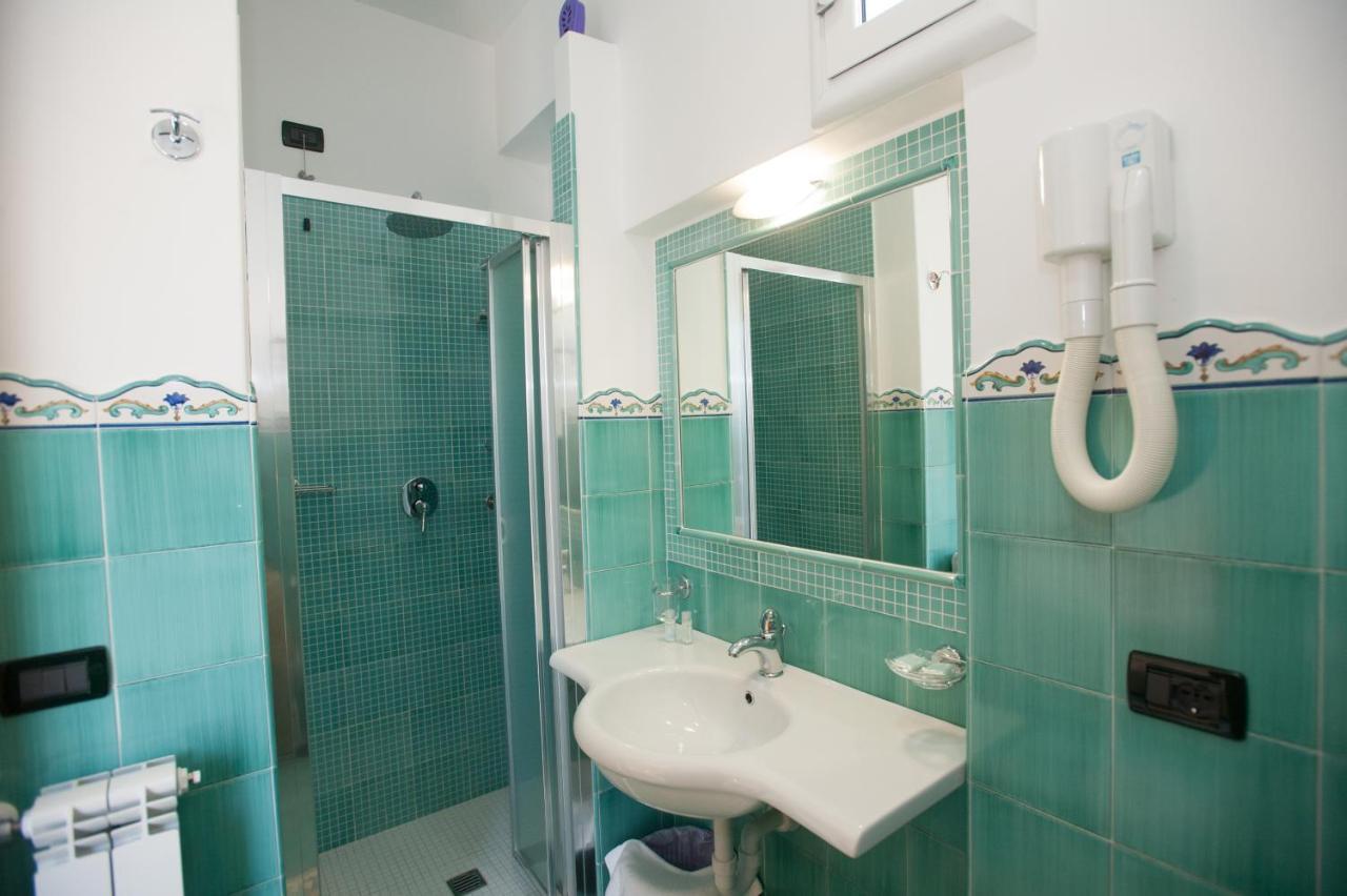 Hotel Villa Sirena - Thermae & Spa Ischia Dış mekan fotoğraf
