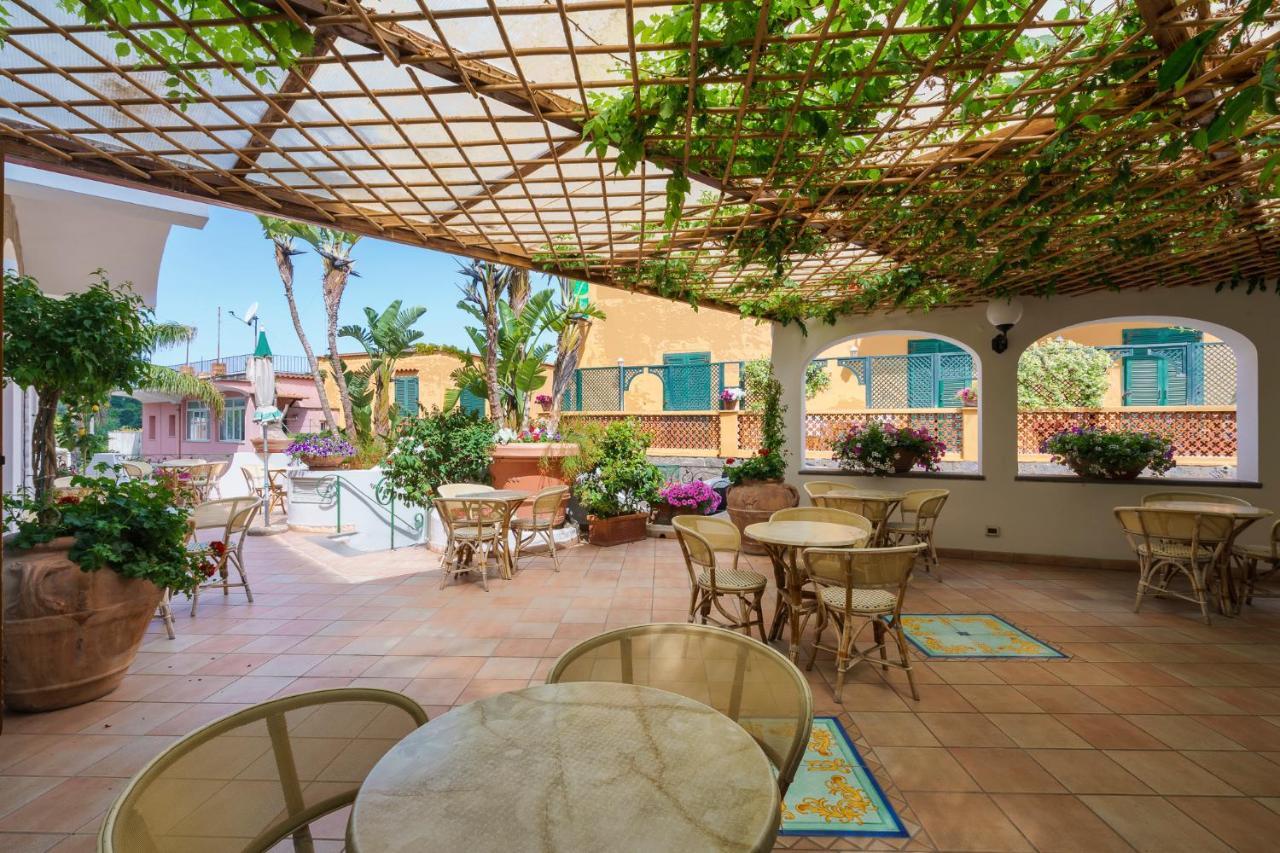 Hotel Villa Sirena - Thermae & Spa Ischia Dış mekan fotoğraf